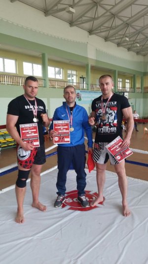 Policyjny mistrz w kickboxingu