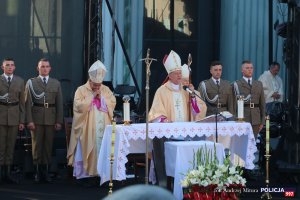 Uroczysta Polowa Msza święta i Apel Poległych podczas obchodów 73. rocznicy Powstania Warszawskiego