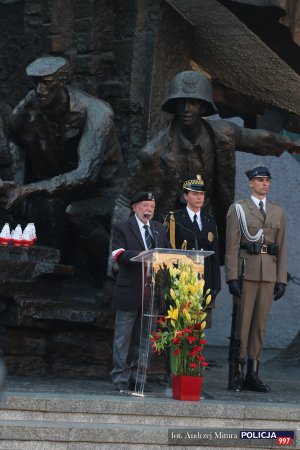 Uroczysta Polowa Msza święta i Apel Poległych podczas obchodów 73. rocznicy Powstania Warszawskiego