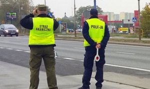 funkcjonariusz policji i straży granicznej