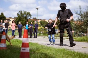 6–letni Adaś w Komendzie Powiatowej Policji w Pile