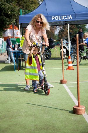 Piknik edukacyjny &quot;Bezpieczna Szkoła- bezpieczny powrót z wakacji&quot;