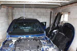 zabezpieczony skradziony mercedes
