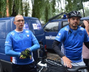 Policjanci z Samodzielnego Pododdziału Prewencji Policji w Opolu rozpoczęli trasę na rowerach do Świnoujścia