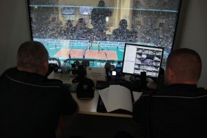 Policjanci zabezpieczają Eurovolley Poland 2017