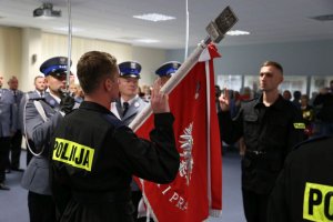 Ślubowanie nowo przyjętych policjantów