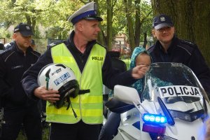 Spotkanie policjantów z pierwszoklasistami