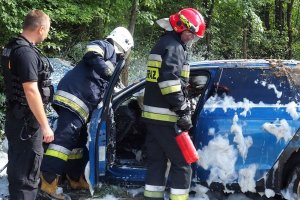 Pościg policjantów za skradzionym samochodem