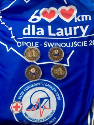 koszulka z napisem: 600 km dla Laury