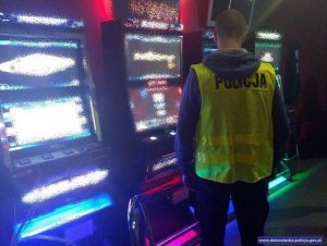 nielegalnie działające automaty do gier