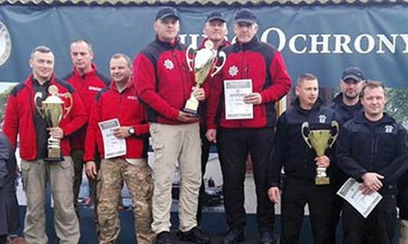 najlepsi zawodnicy na podium