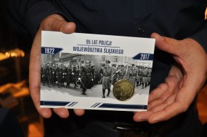 wyróżnienia dla policjantów i pracowników cywilnych zasłużonych dla upamiętniania historii Policji