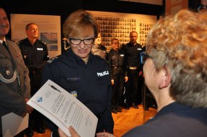 wyróżnienia dla policjantów i pracowników cywilnych zasłużonych dla upamiętniania historii Policji