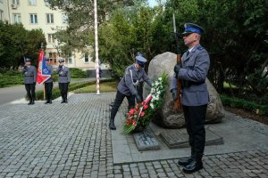 Zastępca Komendanta Głównego Policji nadinsp. Helena Michalak uczciła pamięć poległych policjantów