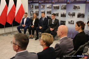 Nagrody za najlepsze prace o Policji Państwowej