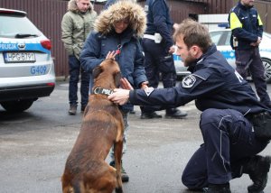 wizyta Tymonka u policjantów