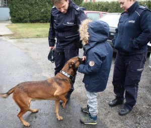 wizyta Tymonka u policjantów
