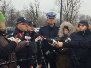 Bezpieczne ferie. Policjanci radzą i ostrzegają