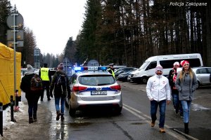 policjanci podczas zabezpieczenia Pucharu Świata w Skokach Narciarskich