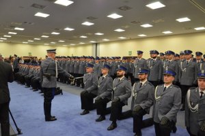 Promocja oficerska. 264 nowych podkomisarzy Policji