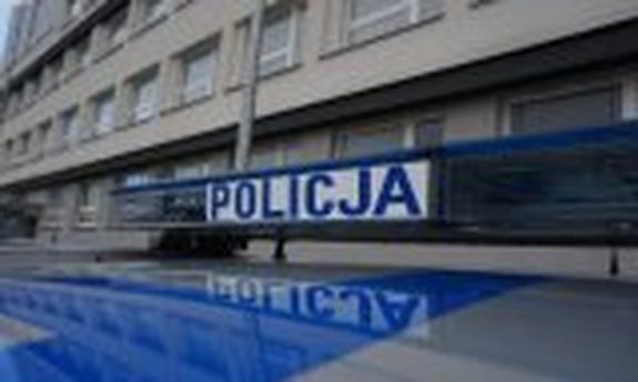 napis policja na radiowozie