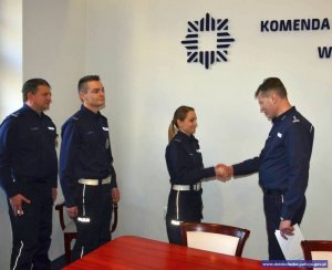 Dolnośląscy policjanci nagrodzeni za ratowanie ludzkiego życia i profesjonalizm w służbie