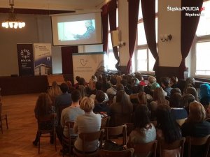 spotkanie w I Liceum Ogólnokształcącym im. Tadeusza Kościuszki w Mysłowicach w ramach kampanii promocyjno- informacyjnej pod nazwą &quot;Policję tworzą ludzie... twórzmy ją razem&quot;