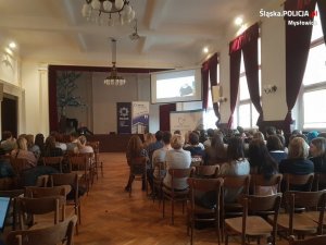 spotkanie w I Liceum Ogólnokształcącym im. Tadeusza Kościuszki w Mysłowicach w ramach kampanii promocyjno- informacyjnej pod nazwą &quot;Policję tworzą ludzie... twórzmy ją razem&quot;