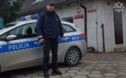 asp. Rafał Waśko dzielnicowy z Komisariatu Policji w Cedrach Wielkich