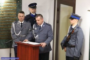 Uroczyste odsłonięcie tabliczek upamiętniających policjantów, którzy ponieśli śmierć na służbie
