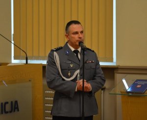 Ślubowanie nowo przyjętych policjantów