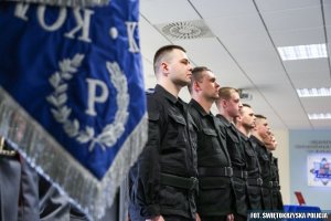 Ślubowanie nowo przyjętych policjantów