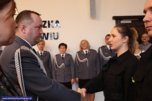 Ślubowanie nowo przyjętych policjantów