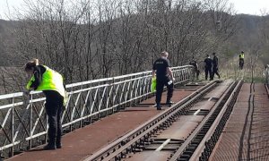 policjanci w trakcie poszukiwań