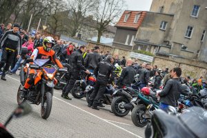 W sezon wjeżdżamy bezpiecznie! Motocyklowa parada z policjantami na czele