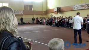 Przedszkolaki, uczniowie podstawówek i gimnazjów „Uczą się bezpiecznie żyć”