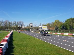 Policjanci na motorach