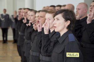 Nowi funkcjonariusze w stołecznym garnizonie Policji