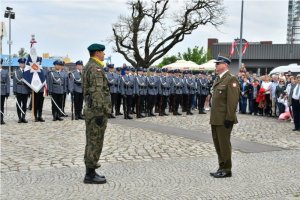 Policjanci w hołdzie Konstytucji 3-go Maja