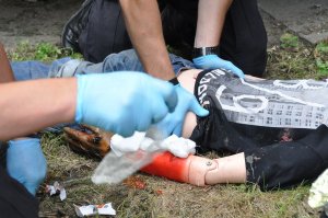 W Komendzie Wojewódzkiej Policji w Katowicach odbyły się Wojewódzkie Eliminacje do VI Ogólnopolskich Zawodów Ratowników Policyjnych z Kwalifikowanej Pierwszej Pomocy.