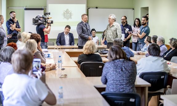 Spotkanie Komendanta Miejskiego Policji w Łodzi z pracownicami banku