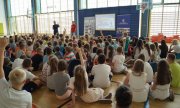 policjanci podczas spotkania z dziecmi
