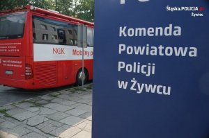 Żywieccy policjanci włączyli się w akcję krwiodawstwa „Pomagamy Remkowi”