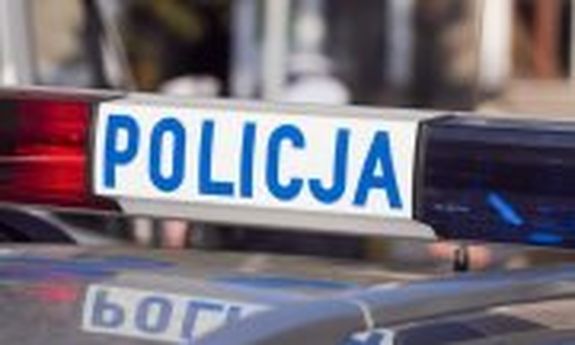 napis policja na radiowozie