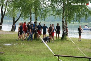 policjanci w trakcie zawodów