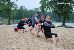 policjanci w trakcie zawodów