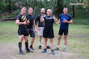 policjanci w trakcie zawodów