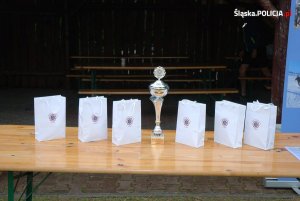 policjanci w trakcie zawodów