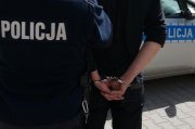 Policjant w czasie wolnym zatrzymał poszukiwanego