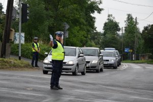 Funkcjonariusz z komendy w Mielcu najlepszym &quot;Policjantem Ruchu Drogowego 2018&quot;